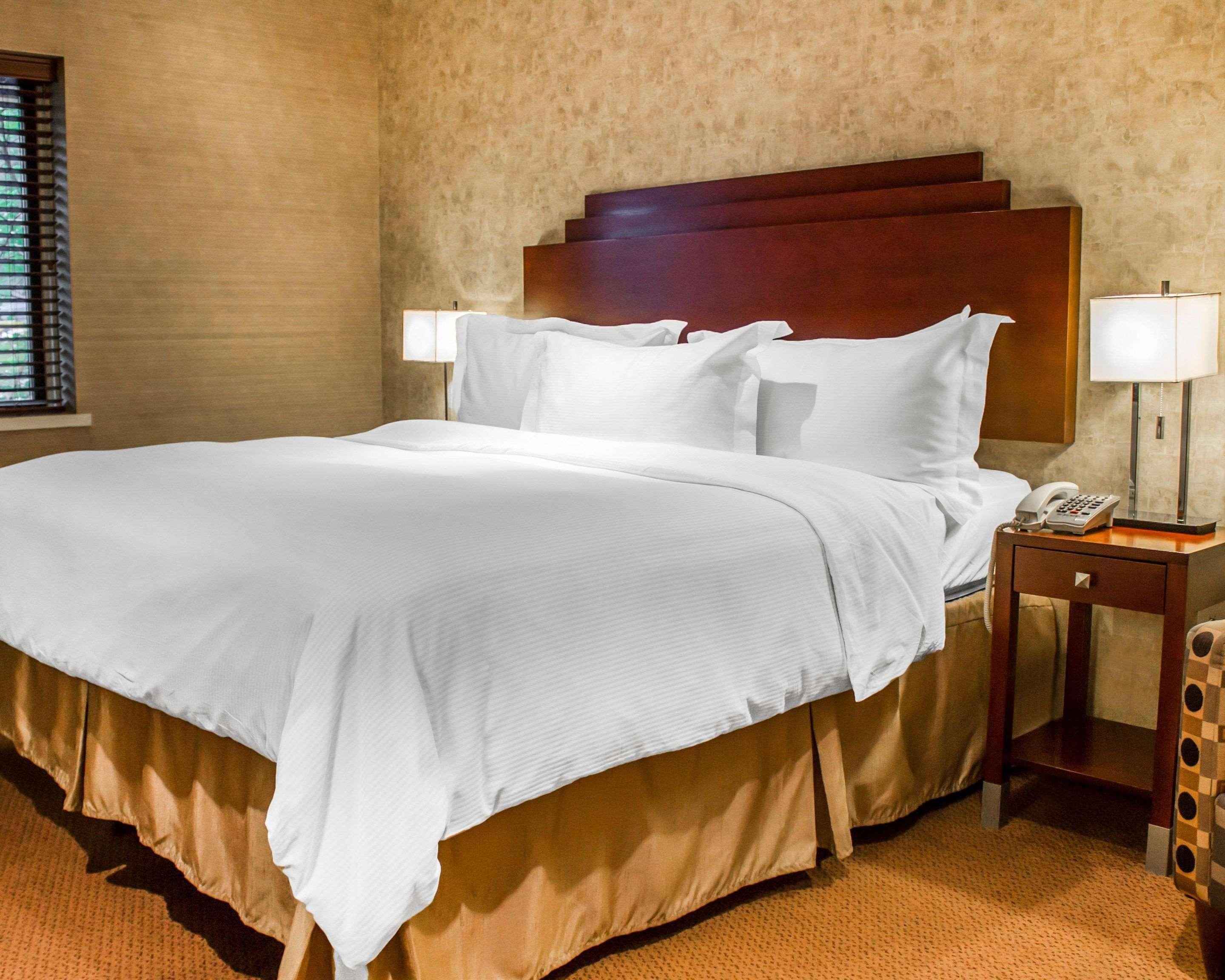 The Woodlands 3*