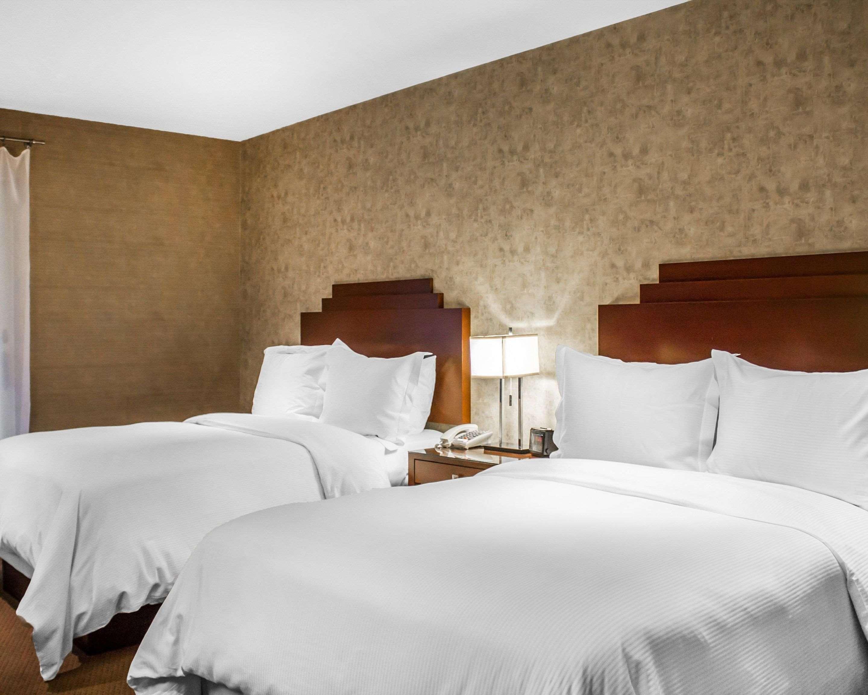 The Woodlands 3*