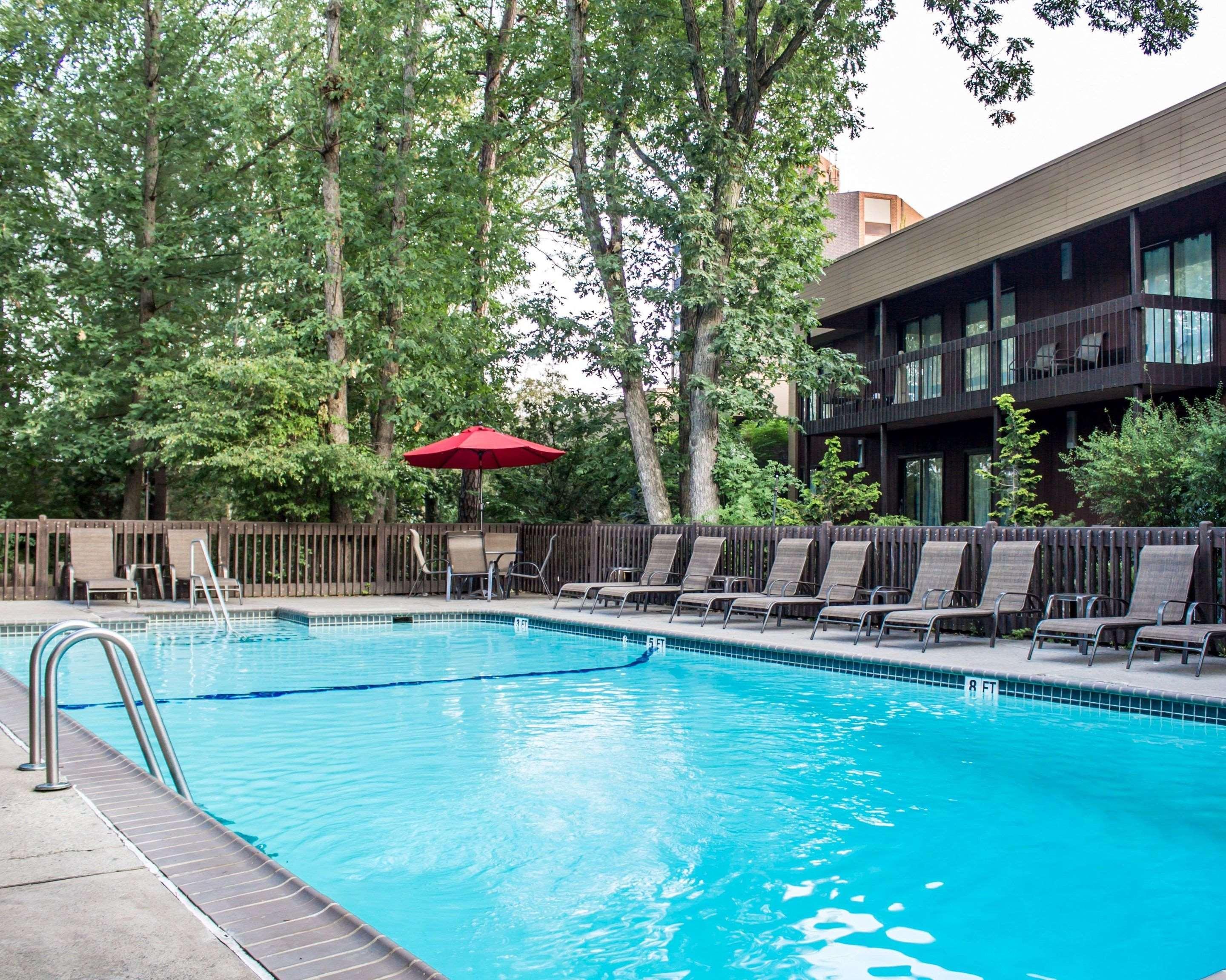 The Woodlands Hotel 3*