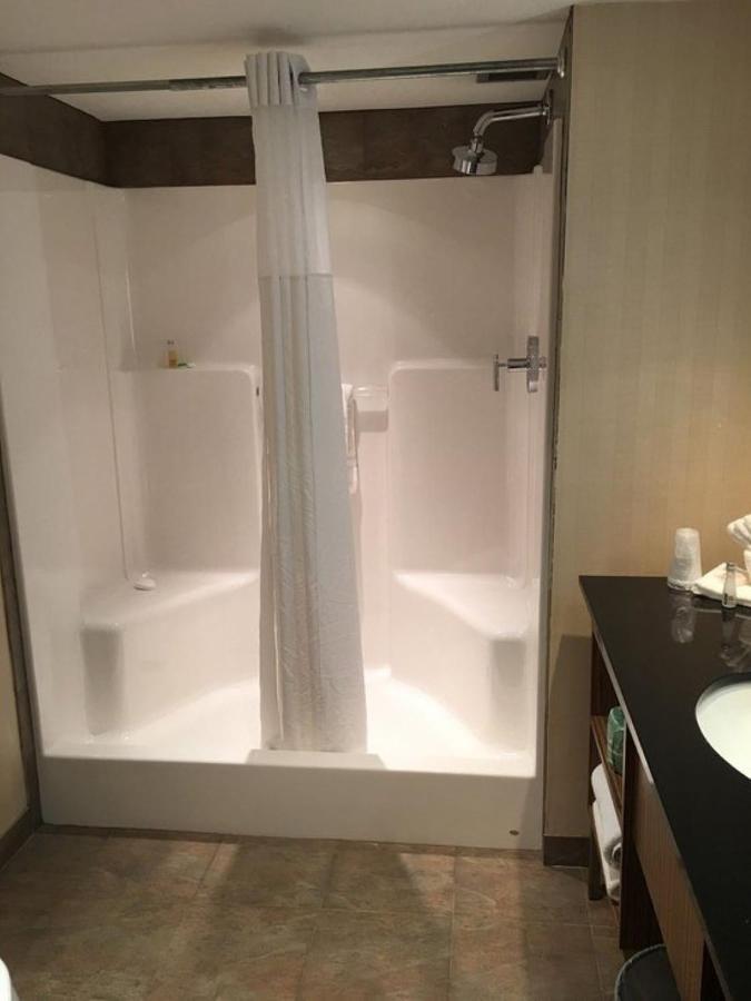 The Woodlands 3*