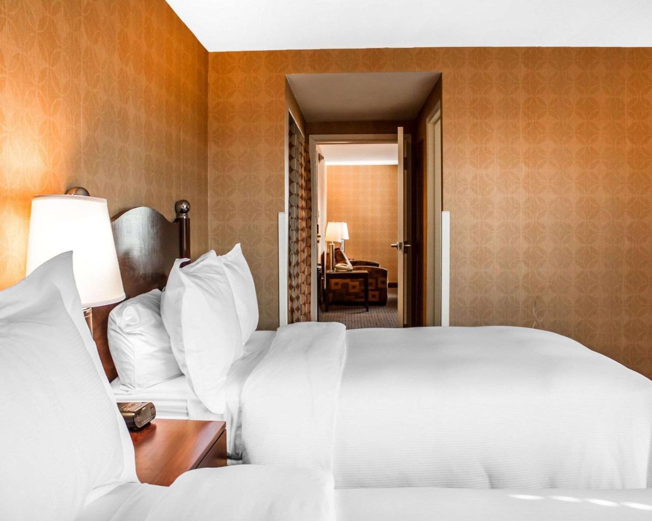 The Woodlands Hotel