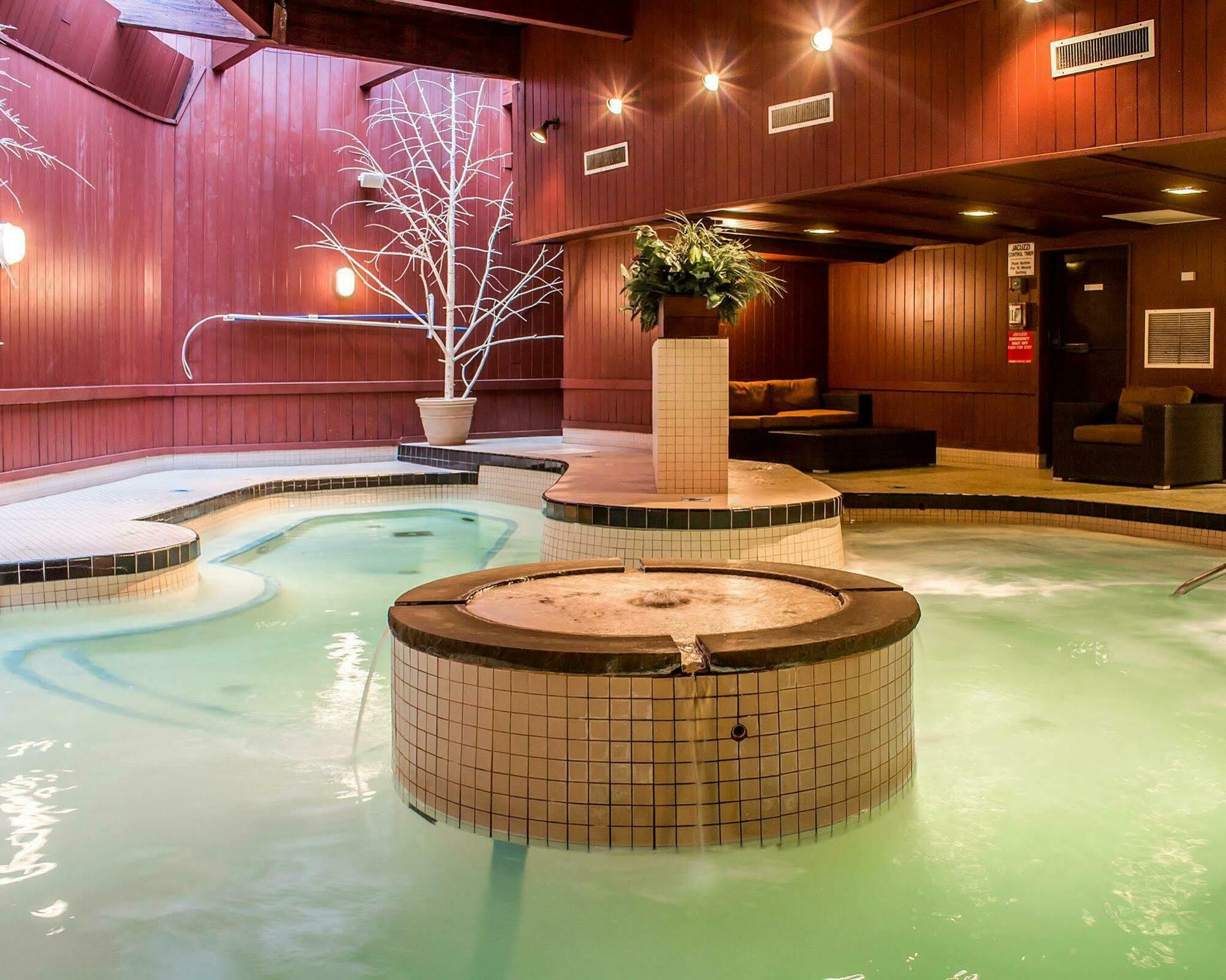The Woodlands 3*