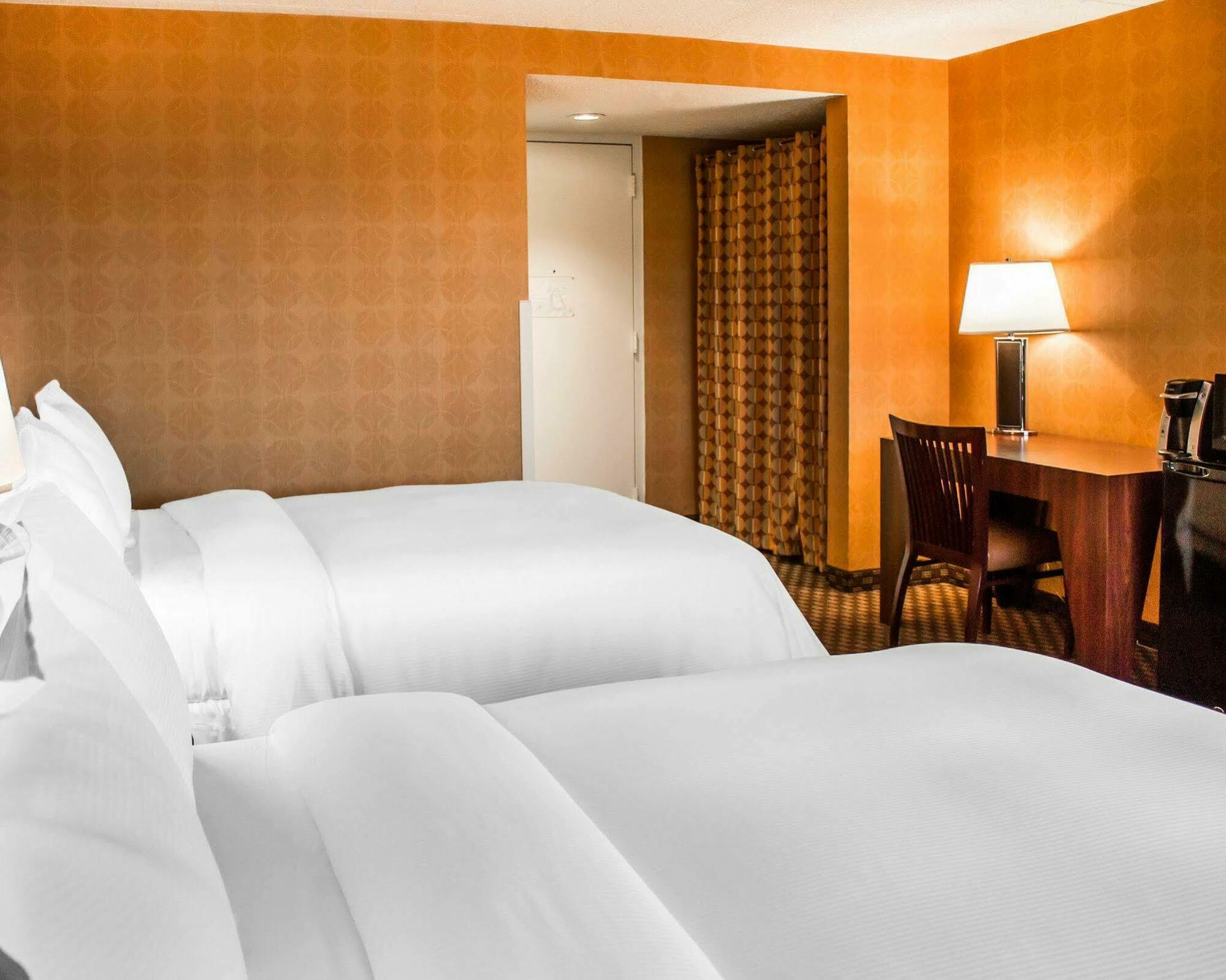 The Woodlands Hotel Wilkes-Barre